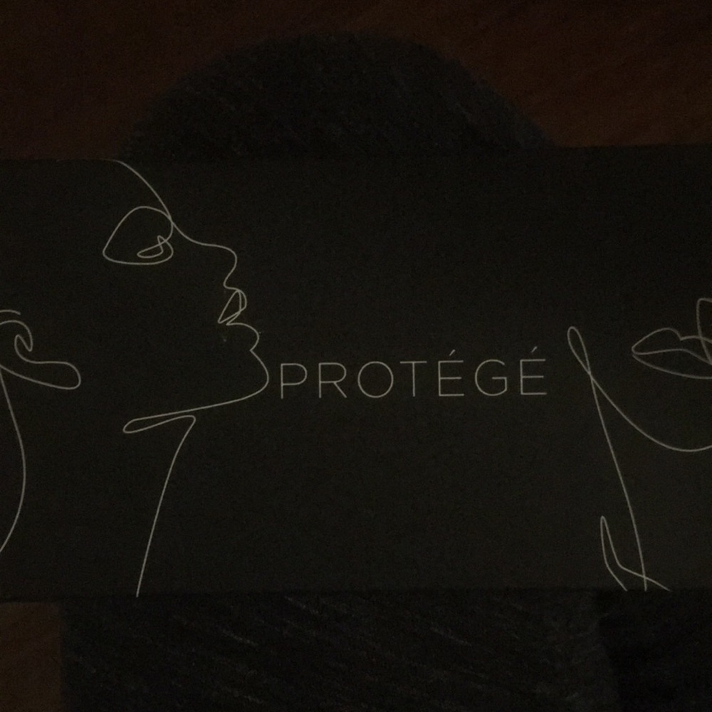 Protege SUVA eye-shadow palette